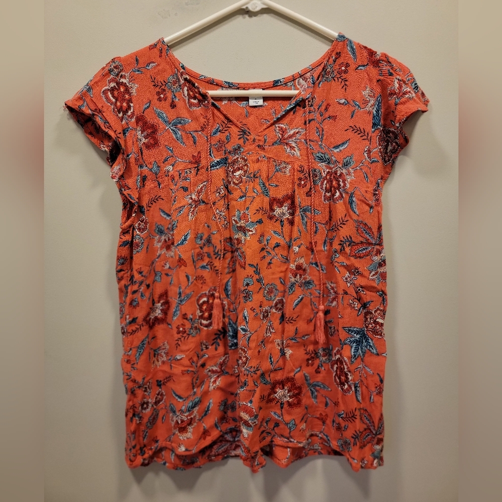 Old Navy Size Small Coral Color Boho Floral Short Sleeve Top